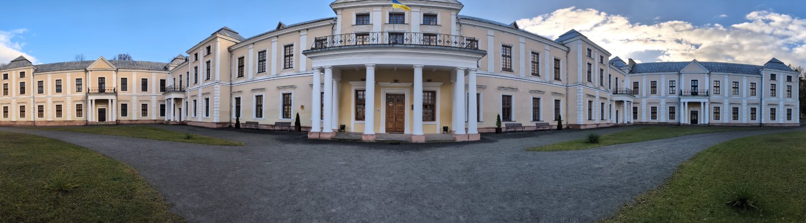Вишнівецький палац